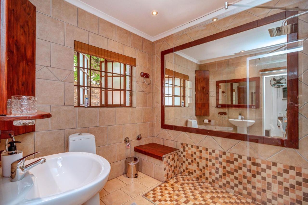 The Dorr Guest House Sandton Exterior photo