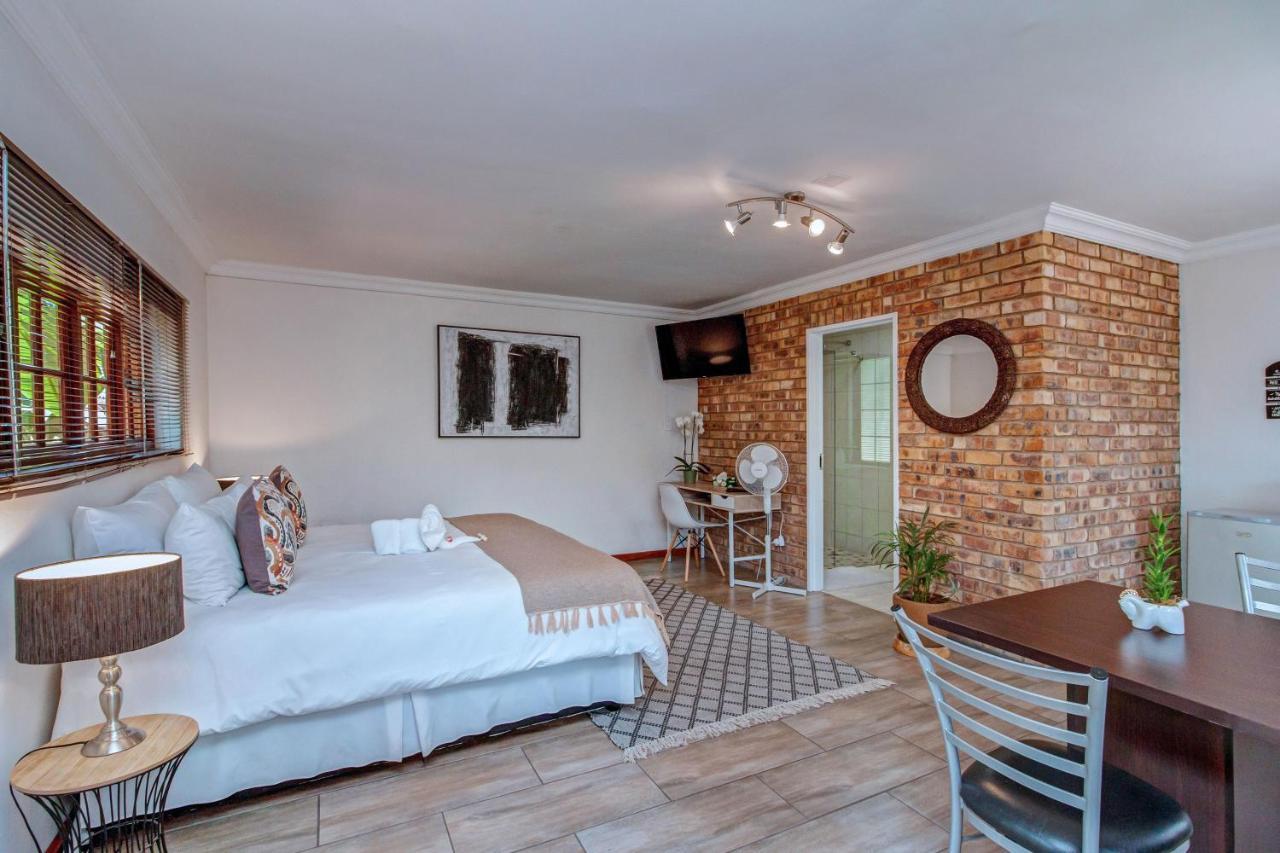 The Dorr Guest House Sandton Exterior photo
